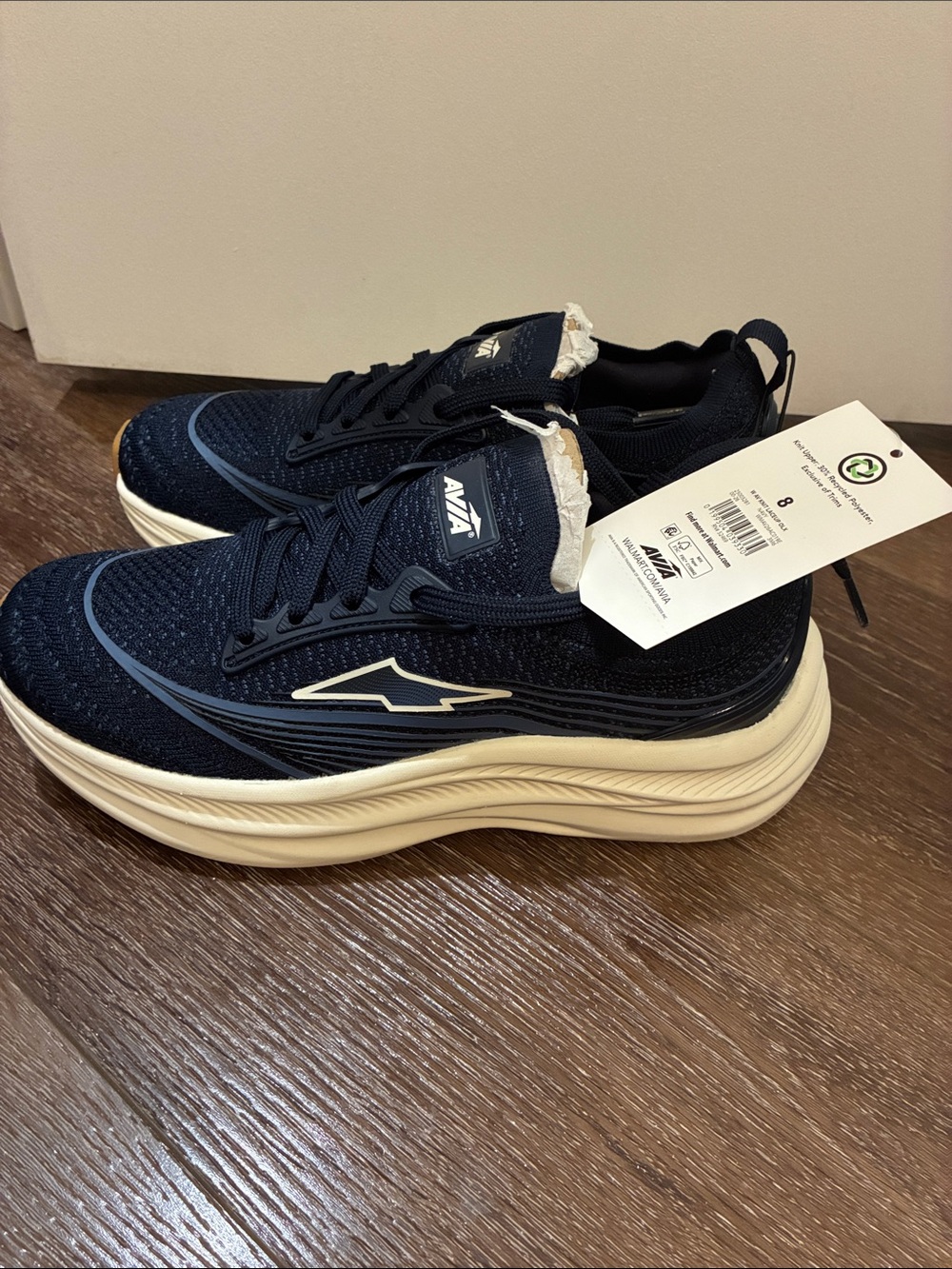 Avia Knit Lace Up Tennis Shoes. Womens. Size 8. New